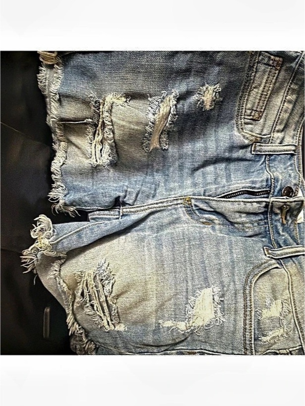 Cello Distressed Denim Jean Shorts in Blue Size Small